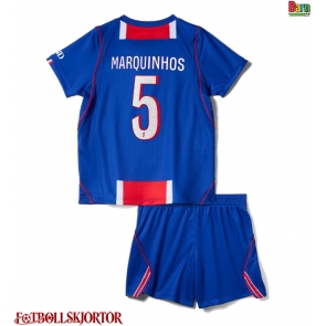 Paris Saint-Germain Marquinhos #5 Hemmakläder Barn 2026-27 Kortärmad (+ Korta byxor)